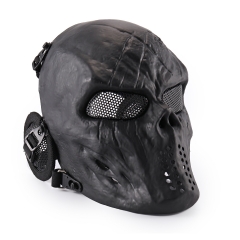 Skull helmet with ear protection